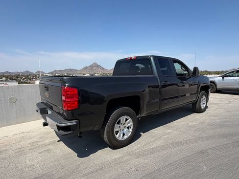 Used 2019 Chevrolet Silverado 1500 LT RWD image 2