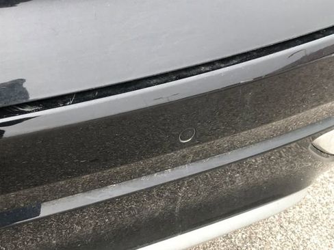 Certified 2023 Buick Envision Avenir image 4