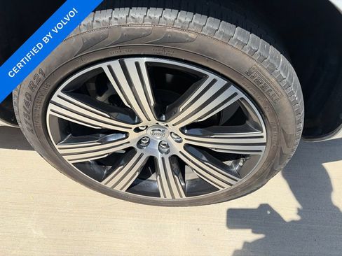 Used 2024 Volvo XC90 B6 Ultimate w/ Protection Package Premier AWD/4WD image 4