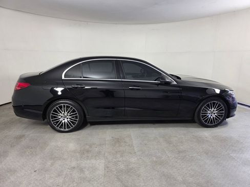 Used 2024 Mercedes-Benz C 300 Sedan image 3