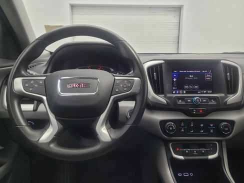 Used 2024 GMC Terrain SLE FWD image 22