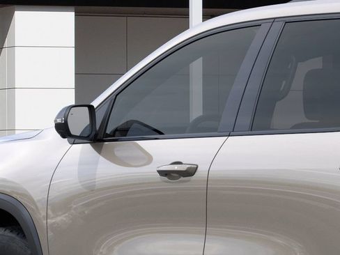 New 2026 GMC Acadia AT4 w/ Luxury Package AWD/4WD image 13