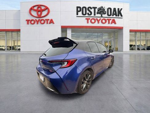 Used 2025 Toyota Corolla XSE image 6