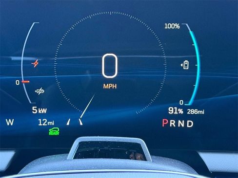 New 2026 Cadillac Optiq Luxury 2 image 4