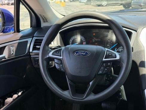 Used 2015 Ford Fusion SE FWD image 11