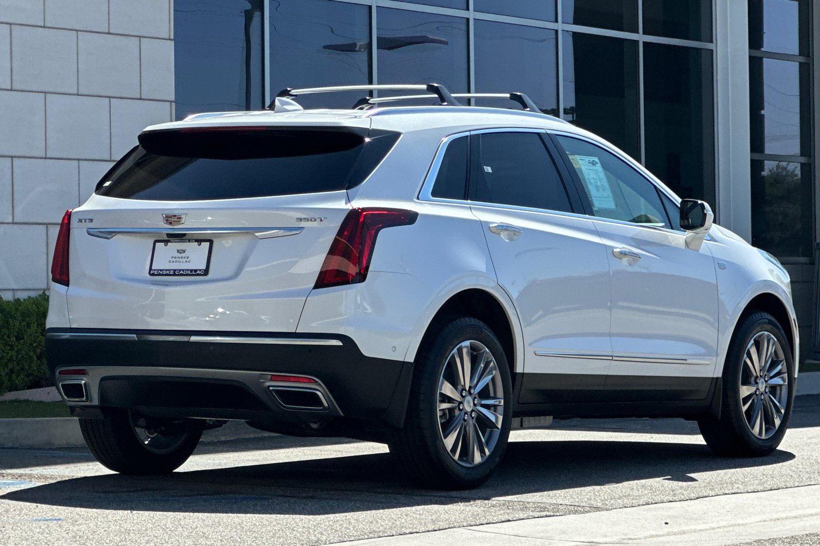 Used 2026 Cadillac XT5 Premium Luxury FWD image 4