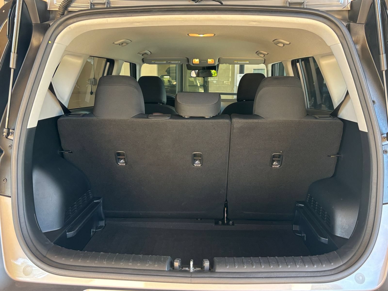 Used 2025 Kia Soul LX w/ LX Technology Package FWD image 28