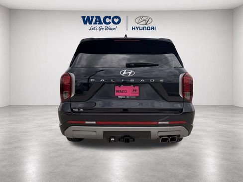 Used 2025 Hyundai Palisade SEL FWD image 11