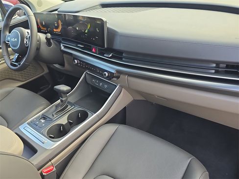 New 2026 Kia Carnival image 11
