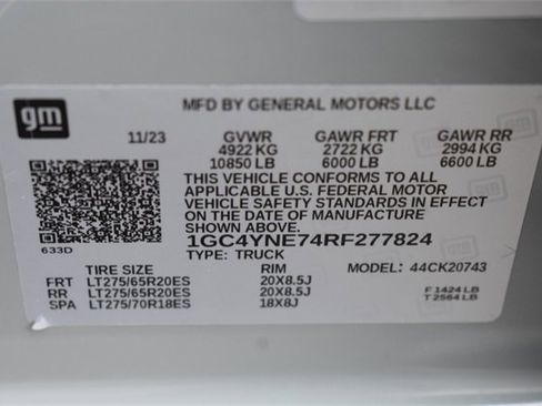 Used 2024 Chevrolet Silverado 2500 LT w/ Z71 Sport Edition image 36