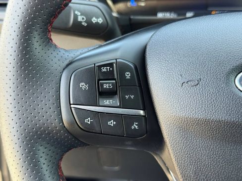 Used 2024 Ford Escape ST-Line Select w/ Tech Pack #1 AWD/4WD image 29