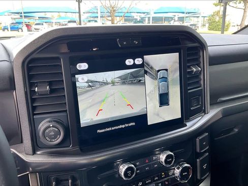 Used 2025 Ford F150 Platinum w/ FX4 Off-Road Package image 26