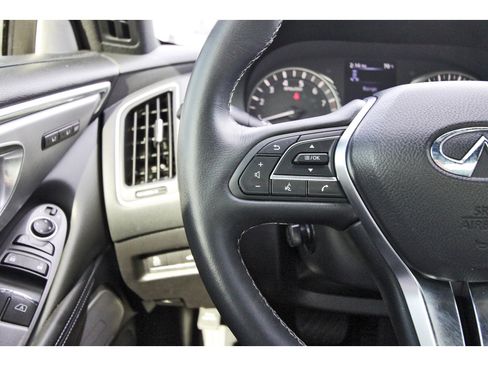 Used 2022 INFINITI Q60 3.0t Luxe w/ Essential Package image 17