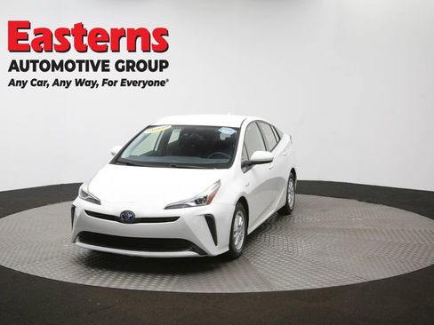Used 2022 Toyota Prius LE image 48
