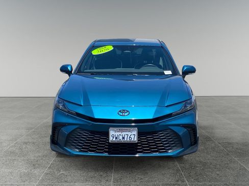 Used 2026 Toyota Camry SE FWD image 8