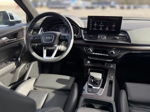 Used 2025 Audi Q5 2.0T Premium AWD/4WD image 11