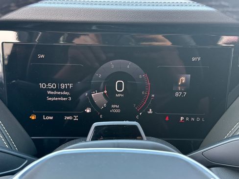 New 2025 GMC Yukon XL Elevation image 24