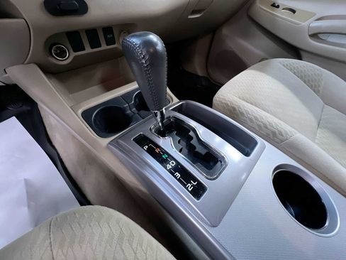 Used 2011 Toyota Tacoma 4x4 Double Cab w/ SR5 Pkg #2 image 28