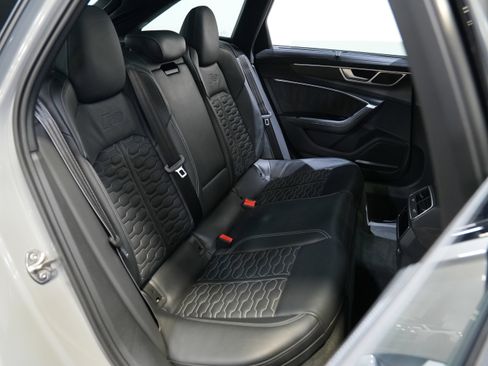 Used 2021 Audi RS 6 AVANT WAGON 4D image 41