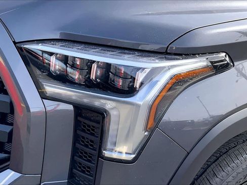New 2026 Toyota Tundra Limited AWD/4WD image 13