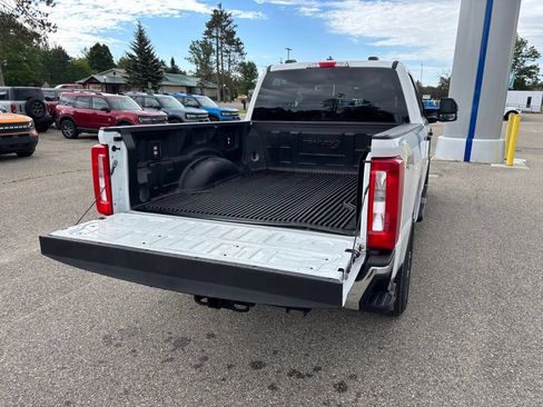 Used 2025 Ford F250 XLT AWD/4WD image 9