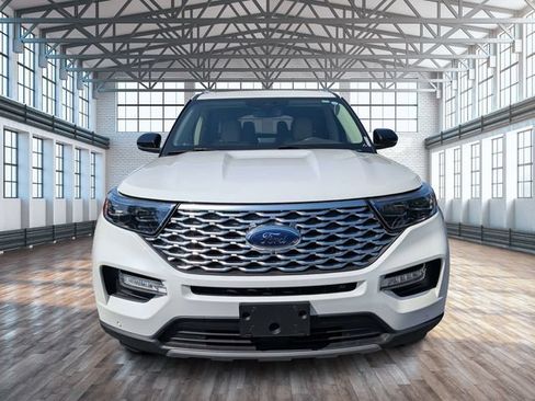 Used 2020 Ford Explorer Platinum w/ Premium Technology Package AWD/4WD image 9