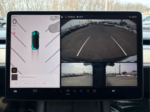 Used 2023 Tesla Model 3 Standard Range image 21