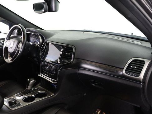 Used 2021 Jeep Grand Cherokee Limited image 27