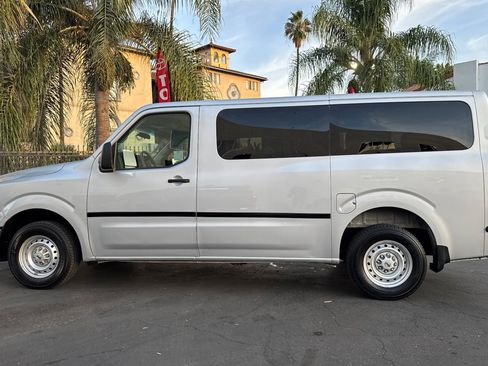 Used 2019 Nissan NV 3500 S image 6