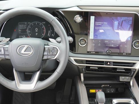 Certified 2024 Lexus RX 350 FWD w/ Technology Package image 29