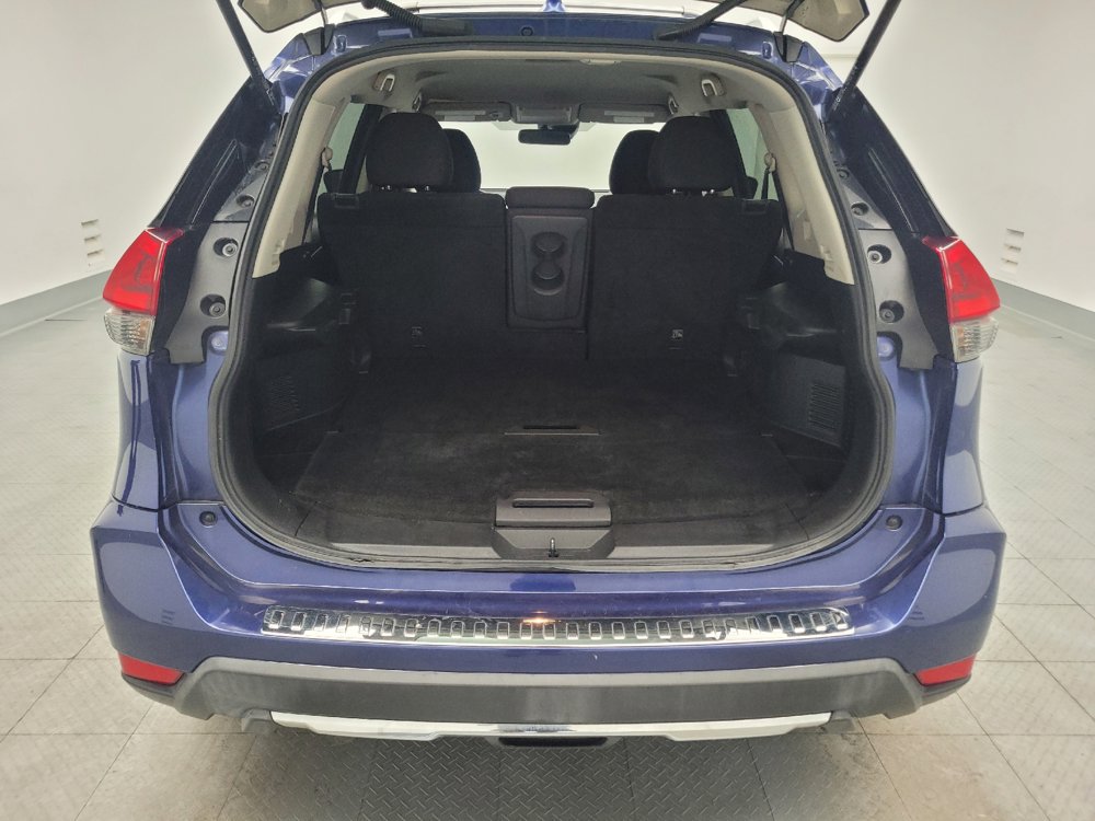 Used 2020 Nissan Rogue S w/ Special Edition Package FWD image 29