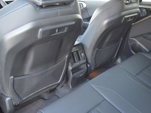 Used 2025 BMW X3 xDrive30i w/ Premium Package image 29