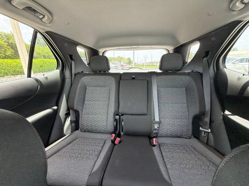 Used 2024 Chevrolet Equinox LT FWD image 31