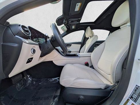Used 2025 Mercedes-Benz C 300 Sedan image 16