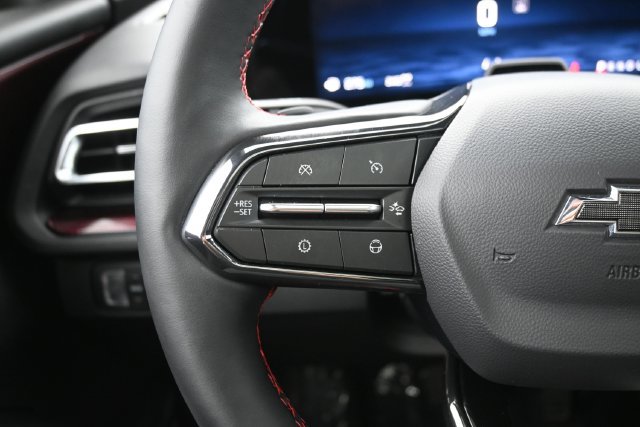 Used 2025 Chevrolet Traverse RS AWD/4WD image 22