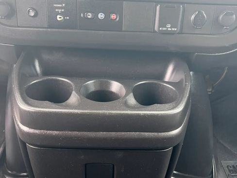 Used 2017 Chevrolet Express 3500 LT w/ LT Preferred Equipment Group RWD image 21