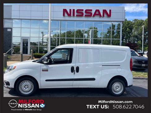 Used 2022 RAM ProMaster City Tradesman FWD image 2