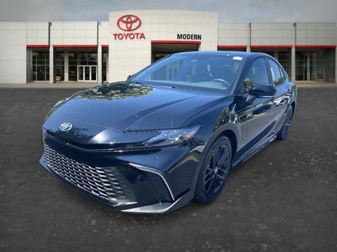 Certified 2026 Toyota Camry SE w/ Convenience Package FWD image 1