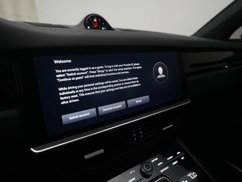 Certified 2022 Porsche Cayenne AWD/4WD image 23