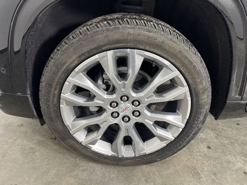 Used 2024 GMC Acadia Denali w/ Super Cruise Package image 25