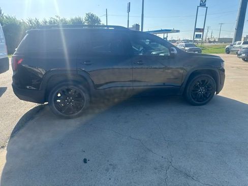 Used 2023 GMC Acadia SLT w/ Elevation Edition FWD image 4