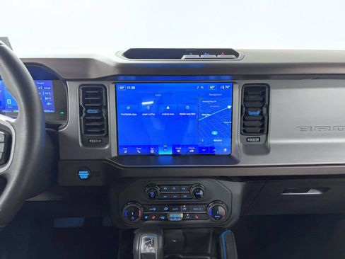 Used 2022 Ford Bronco Outer Banks AWD/4WD image 18