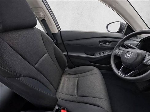 Certified 2025 Honda Accord LX image 20
