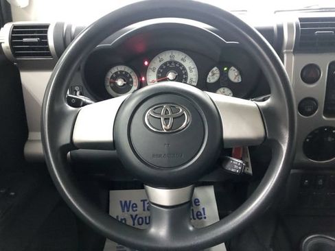 Used 2010 Toyota FJ Cruiser 4WD image 15