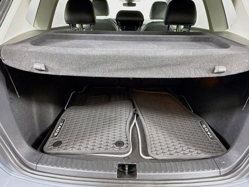 Used 2023 Volkswagen Taos SEL image 26