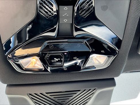 Certified 2025 BMW X1 M35i AWD/4WD image 36