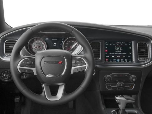 Used 2017 Dodge Charger SXT w/ AWD Plus Group image 7