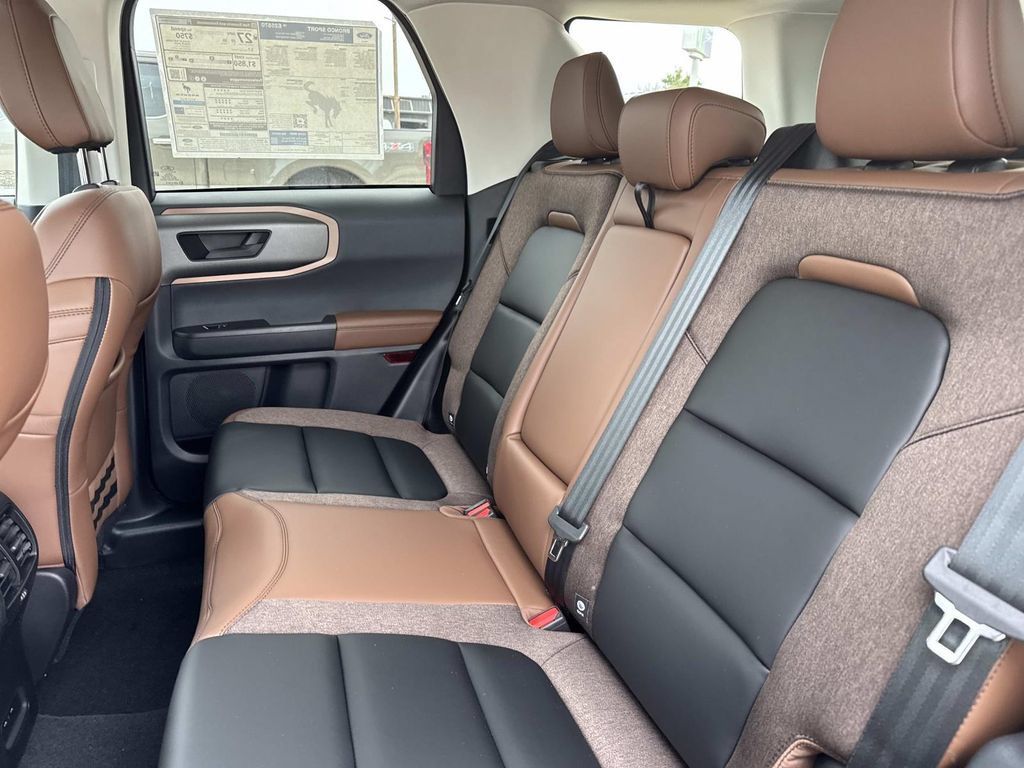 New 2026 Ford Bronco Sport Outer Banks AWD/4WD image 6