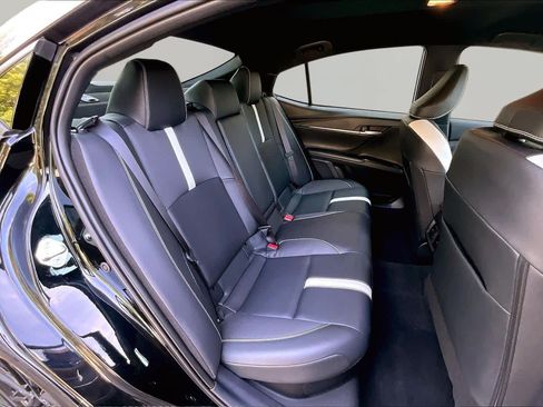 Certified 2025 Toyota Camry SE w/ Convenience Package FWD image 20