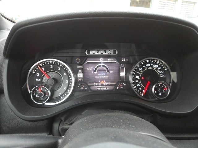Used 2022 RAM 1500 Big Horn AWD/4WD image 17